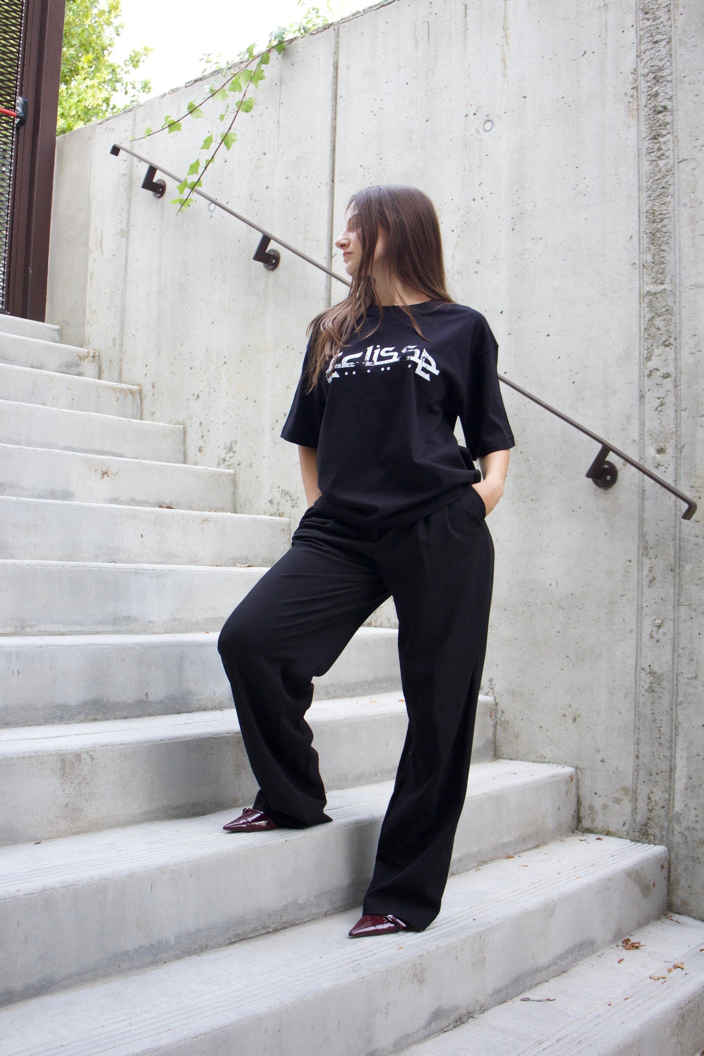 Cracked Tee - Black