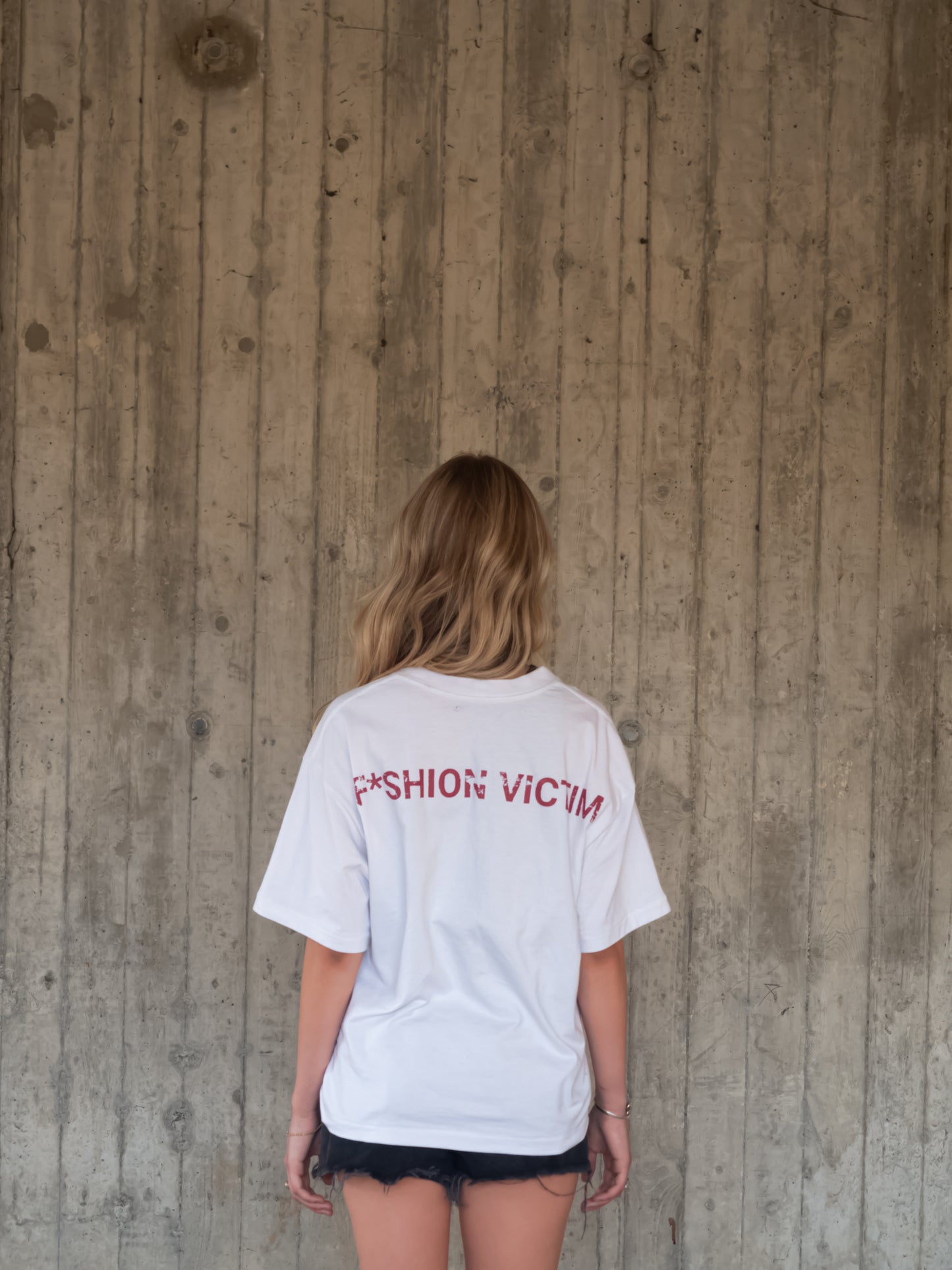 F*SHION VICTIM Tee - White