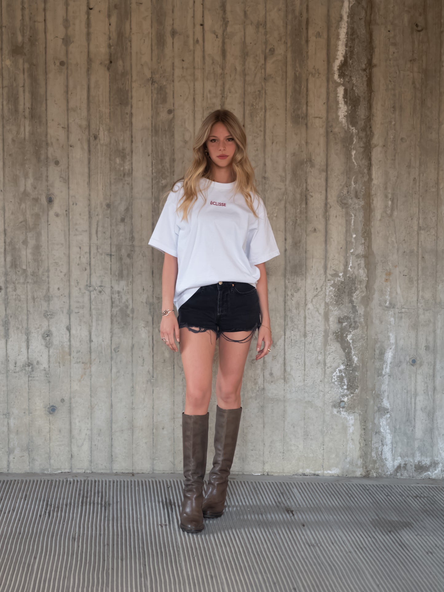 F*SHION VICTIM Tee - White